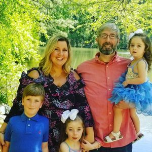 Meet your Posher, Tambra